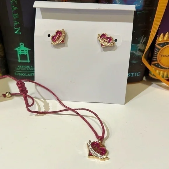 NWOT Harry Potter Love Potion Earrings and Bracelet - Picture 3 of 10